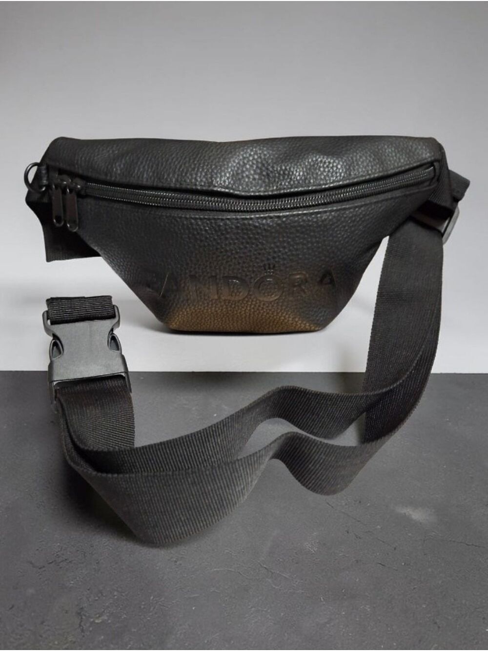 Pandora Black Beltbag Fanny pack NWOT
